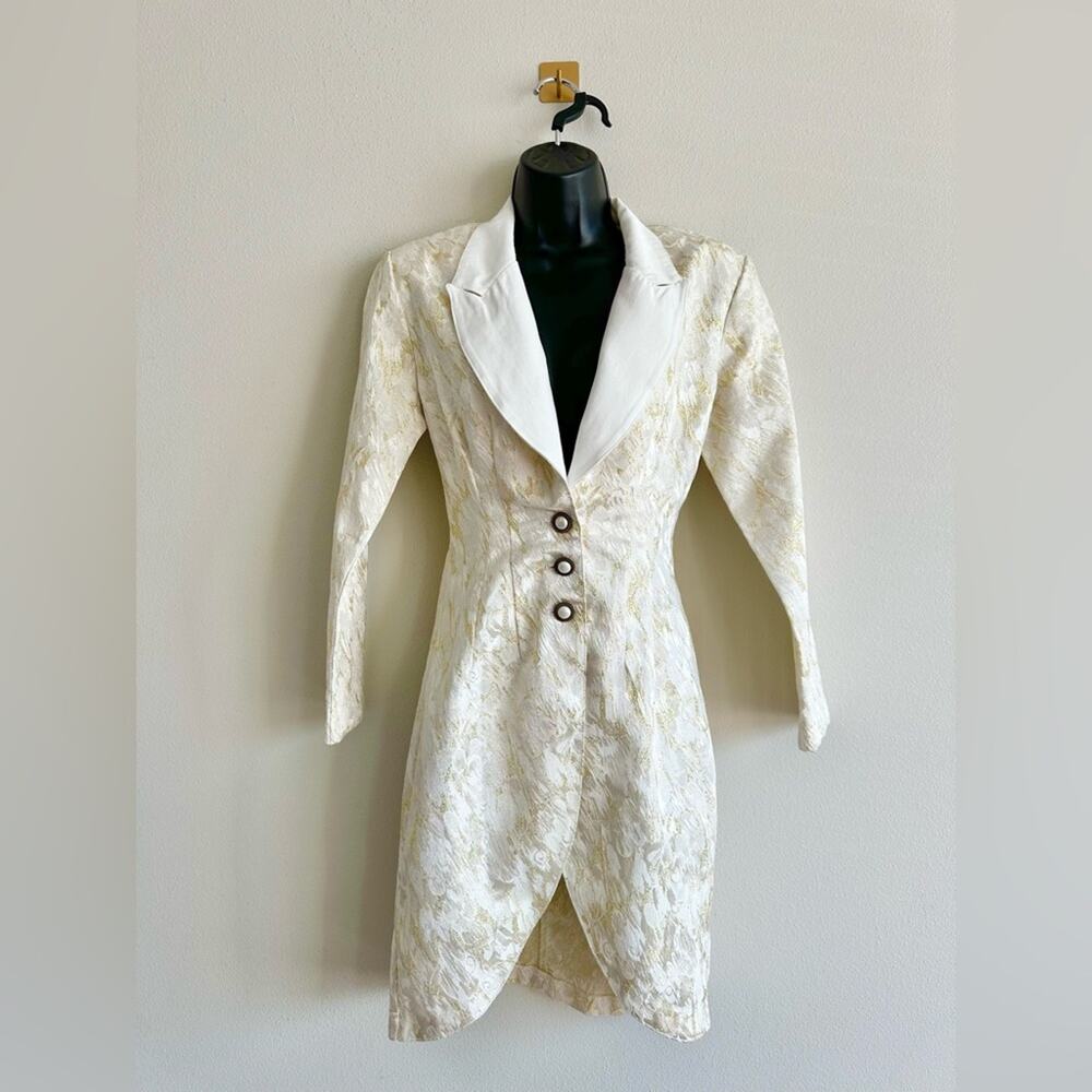 Vintage 80s Cream & Gold Brocade Blazer Longline | Pearl Buttons Size S